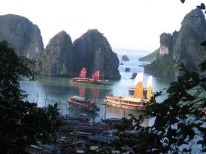 132264-Halong-Bay-0.jpg
