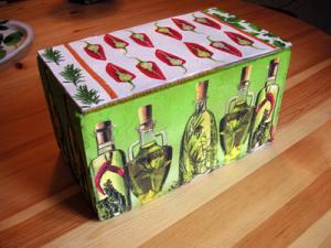 Fam_Box2.jpg