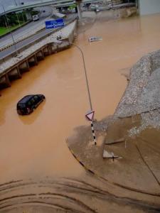 muscat_rain23.JPG